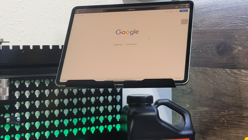 iPad adjustable dock