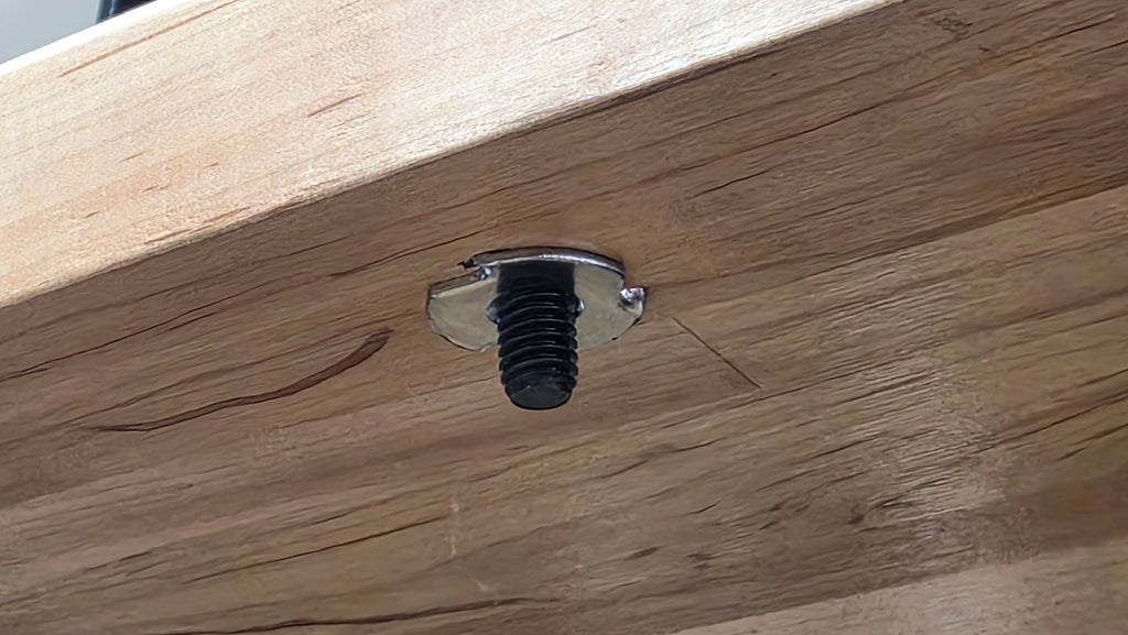 Barbed T-nut style Ultramount bolt down kit