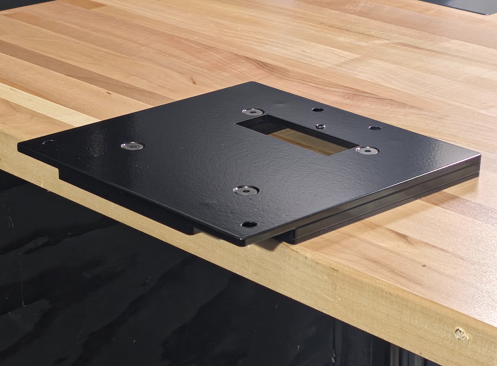 Flush mount quick change baseplate