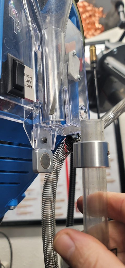 Magnetic Quick Detach for Dillon Case Feeders